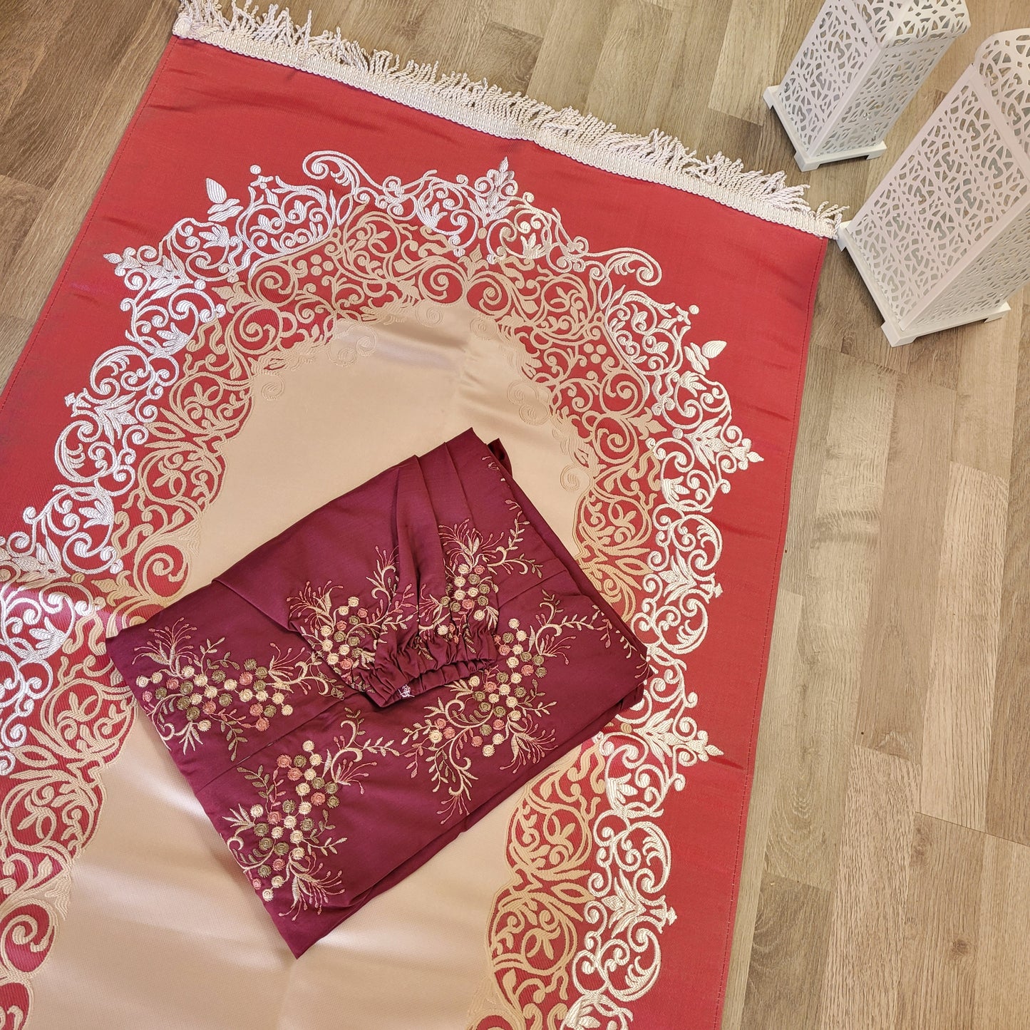 Prayer Set | Embroidered prayer dress ( zip) + Prayer Mat