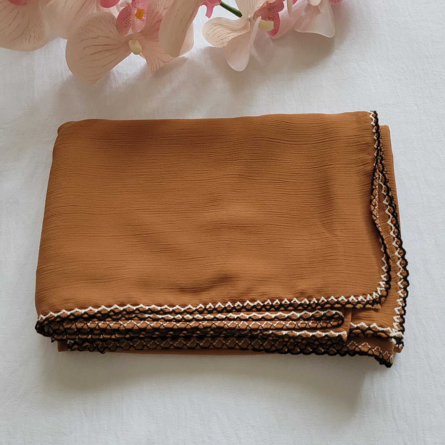 Chiffon Crepe Hijab / Hand-Stitched Edges