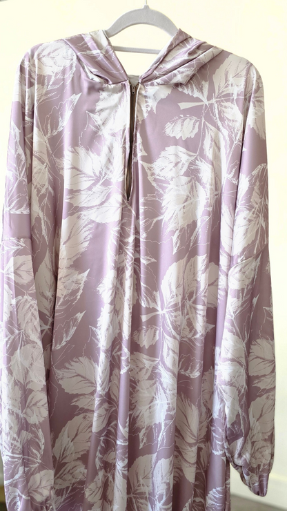 Luxurious Silk Prayer Dress – Soft Satin with Attached Hijab