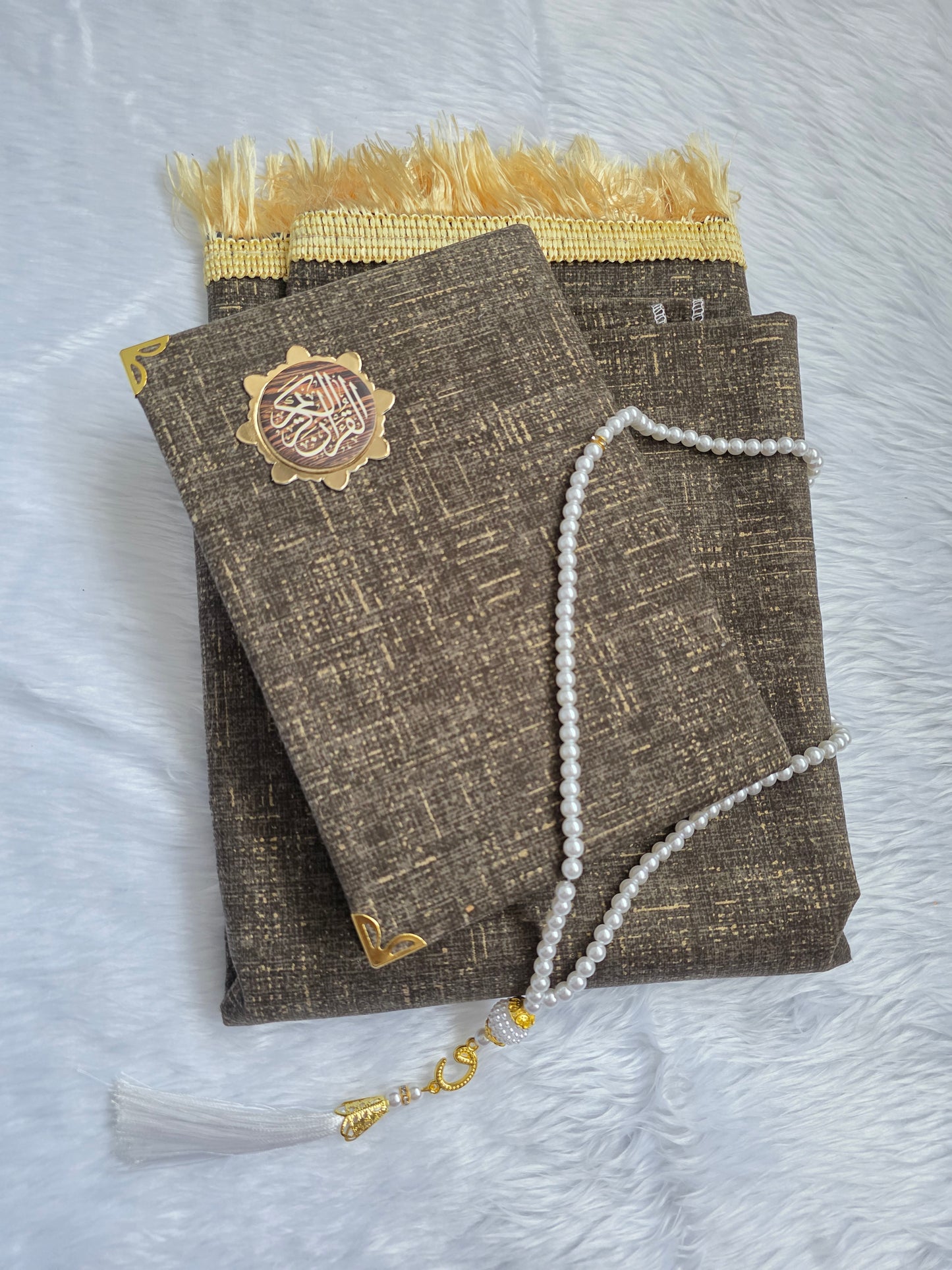 Ramadan Quran & Prayer Mat Gift Set with free Tasbih – Arabic Quran | Islamic Gifts UK